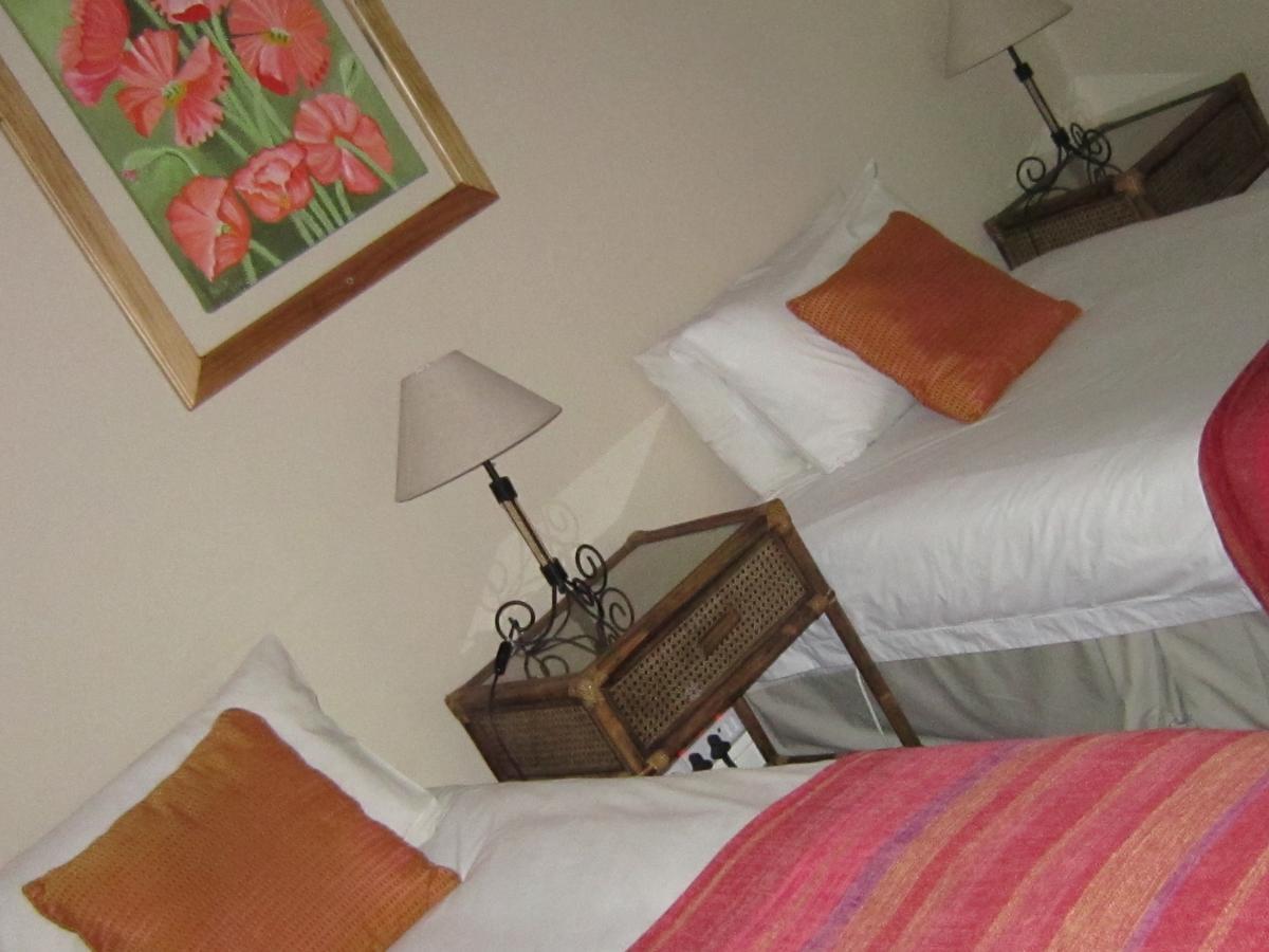 Horse And Mill Guesthouse Colesberg Esterno foto